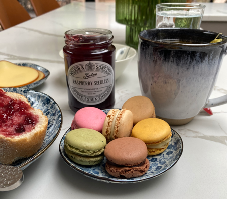 Blue Daisy uneven small plate 12cm