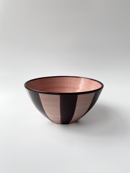 two-tone ceramic bowl for everyday use 