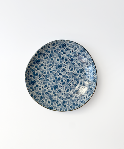 Blue Daisy uneven side plate 19cm